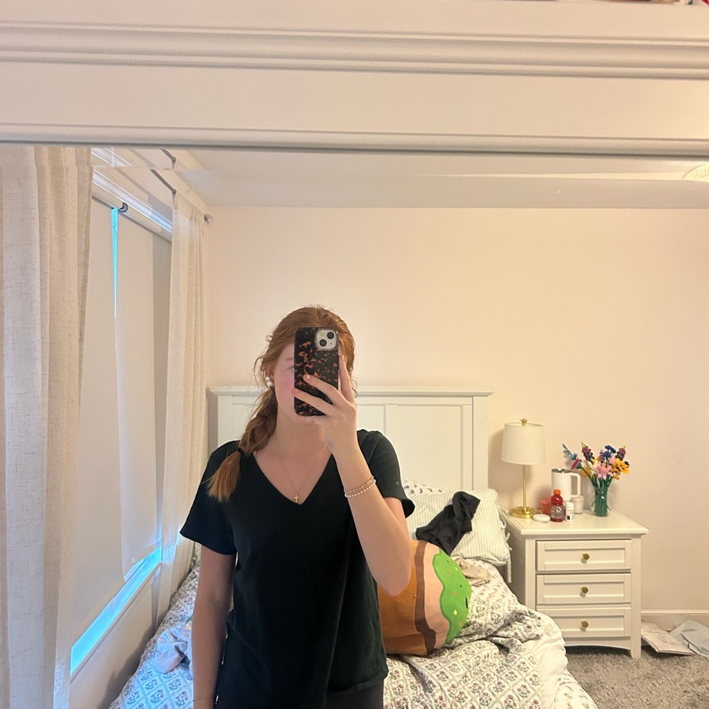 Old navy V neck